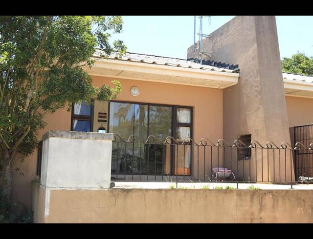 4 BEDROOM HOUSE FOR SALE IN KINGSWOOD